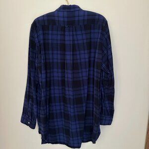 Gap Blue and Black Plaid Flannel